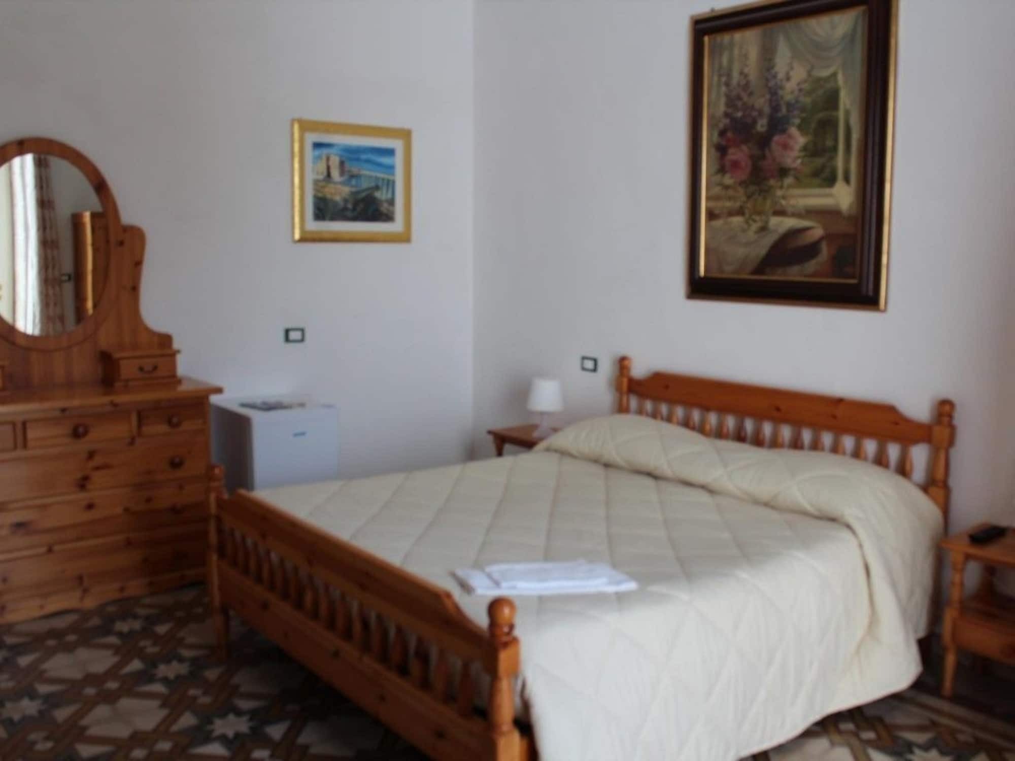 La Casa Bianca Hotel Монополи Екстериор снимка
