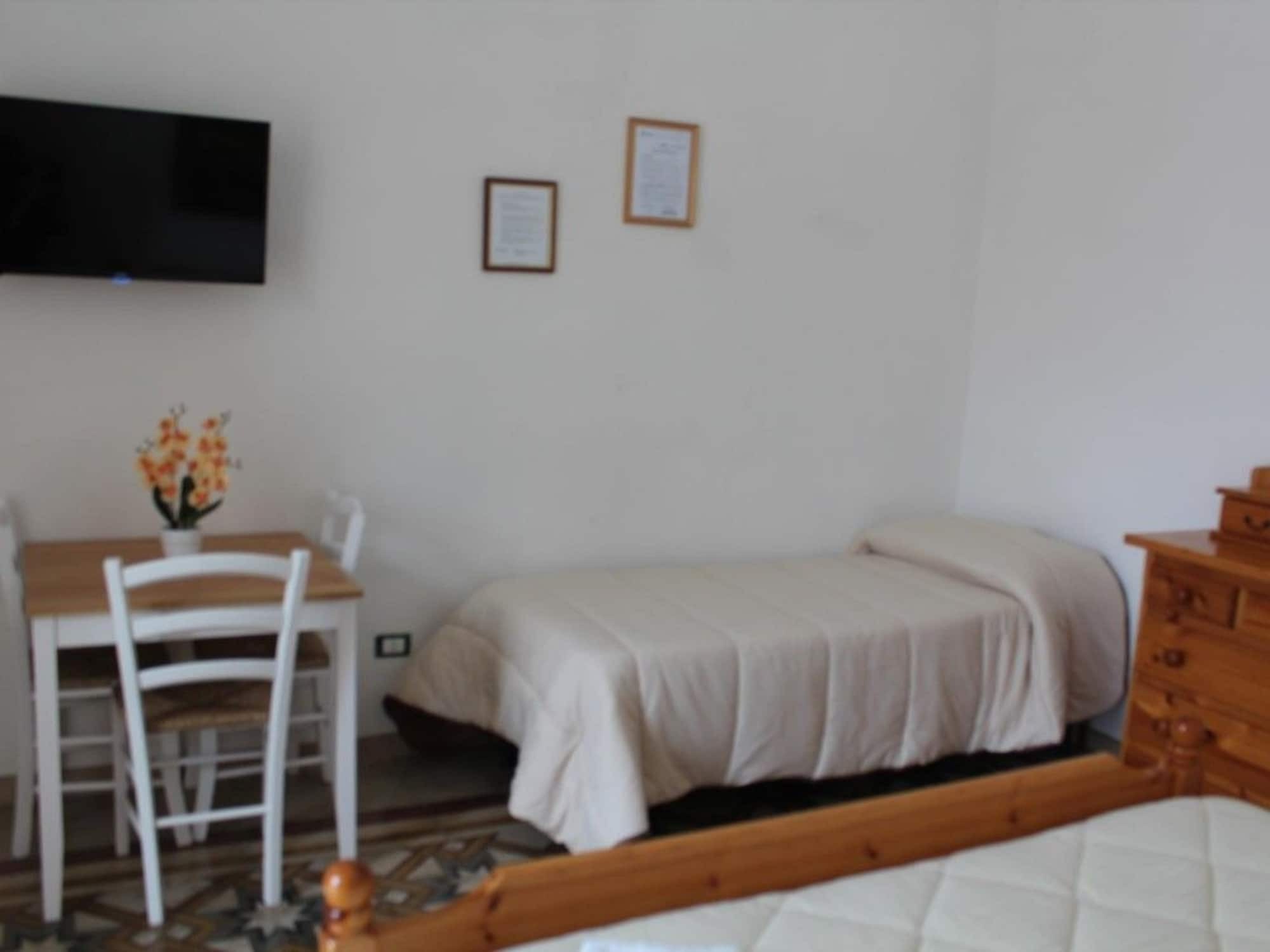 La Casa Bianca Hotel Монополи Екстериор снимка
