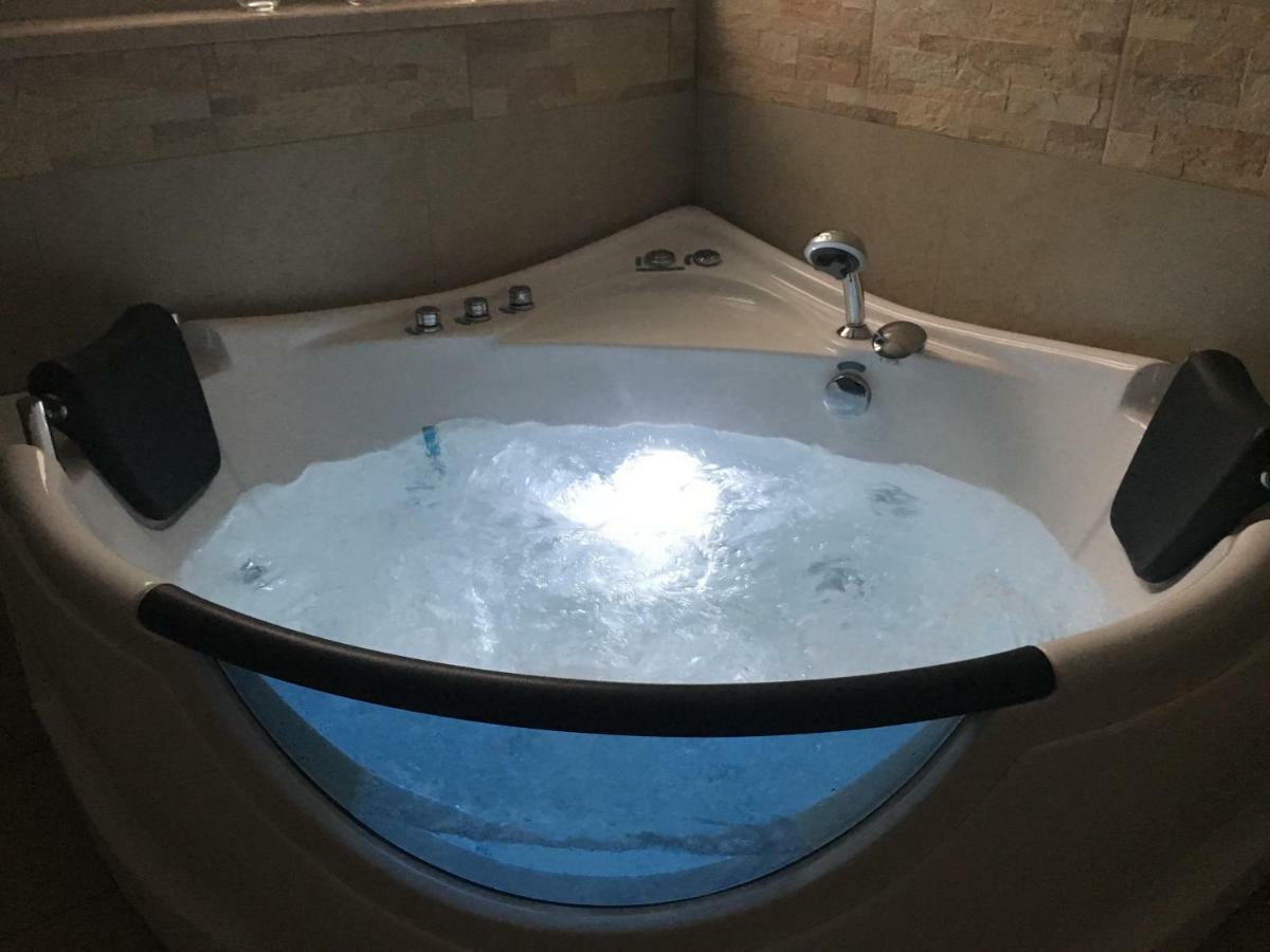 La Casa Bianca Hotel Монополи Екстериор снимка