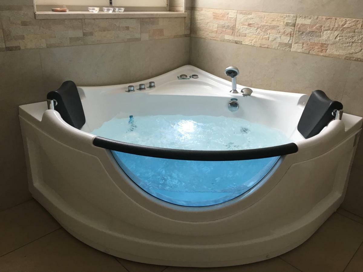 La Casa Bianca Hotel Монополи Екстериор снимка
